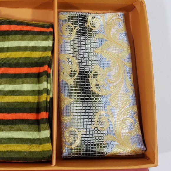 Robert Lewis Olive Bow Tie Hanky Socks Box 3 Set - Picture 4 of 7